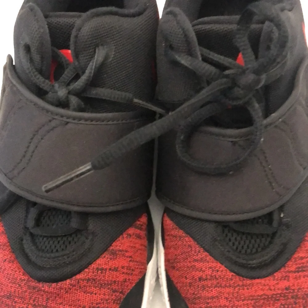 NIKE BOYS KD RED BLACK BASKETBALL SNEAKERS MENS-BOYS SIZE 6Y
